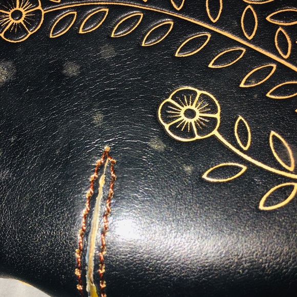 RARE Hand Stitched Roxy Vintage EUC Leather Purse - Picture 6 of 15